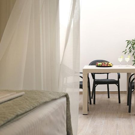 Central Cozy Residences Sitia  Luaran gambar